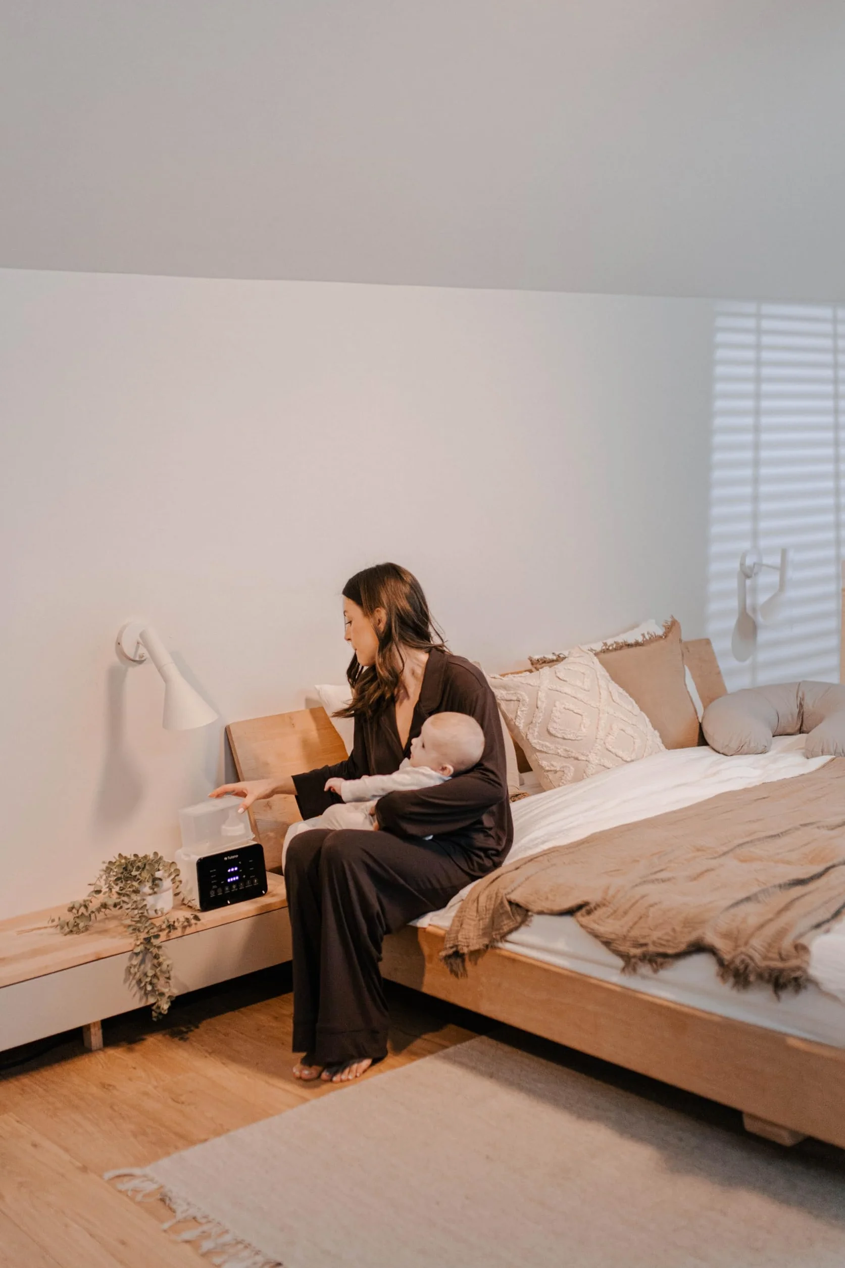 Tulano Ellie 45 podwójny podgrzewacz do butelek dla niemowląt 7 w 1 | sterylizator | lampka nocna | ekran dotykowy LCD | utrzymanie temperatury | uniwersalny do butelek