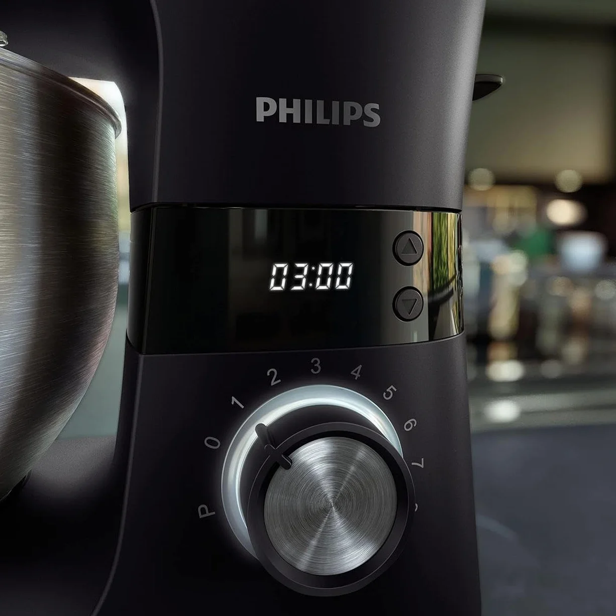 Philips Robot kuchenny z serii 7000, Moc 1000 W, 8 Ustawień Prędkości, Technologia ProKnead,Misa o pojemności 5,5 l z Oświetleniem LED, Końcówka Do Zagniatania Ciasta, Trzepaczka i Ubijaczka HR7962/01