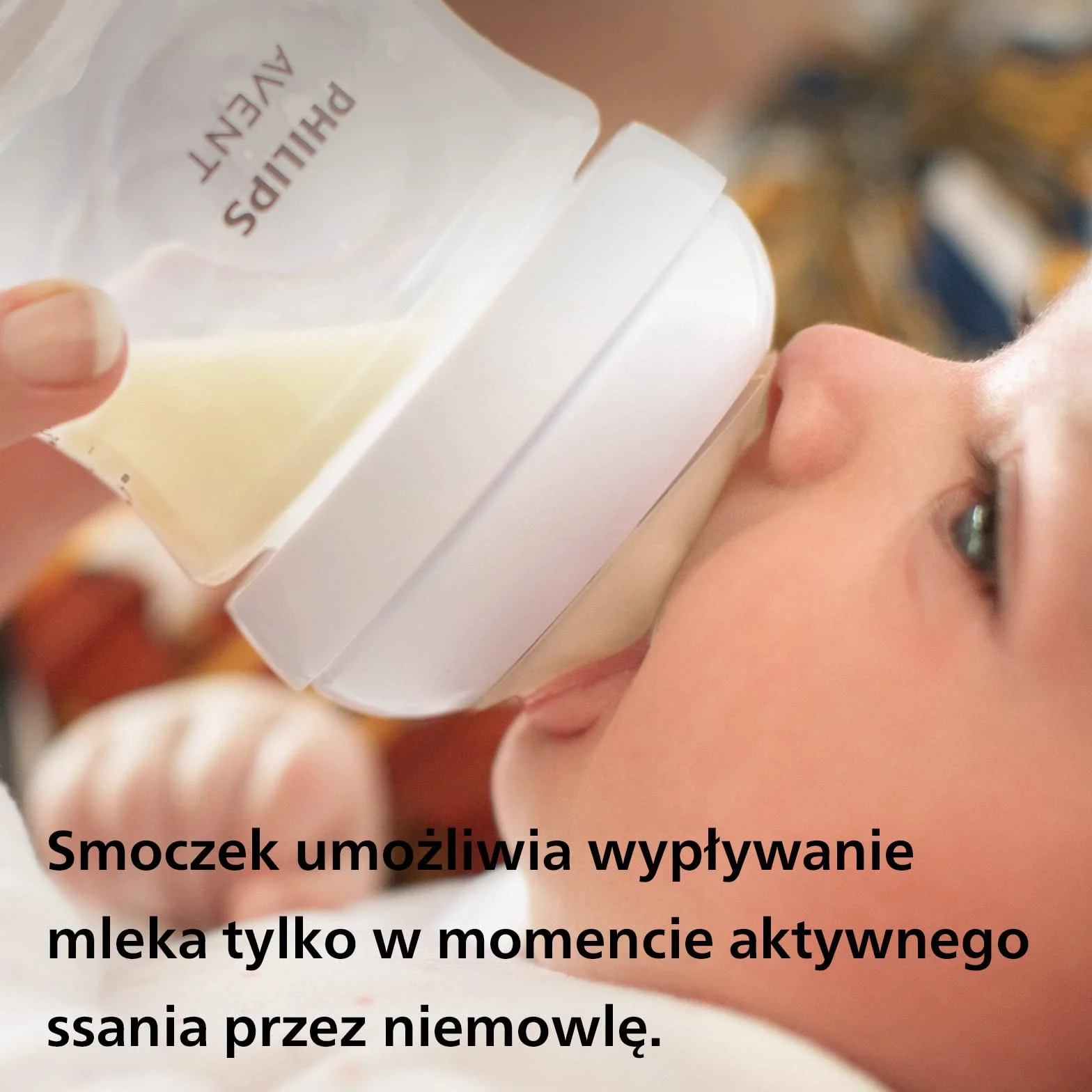 Philips Avent Zestaw butelek Natural z Responsywnym smoczkiem dla noworodków—4 butelki dla niemowląt, 2 smoczki, smoczek Ultra Soft i szczotka do butelek, wiek: 0–12 miesięcyi (model SCD838/13)
