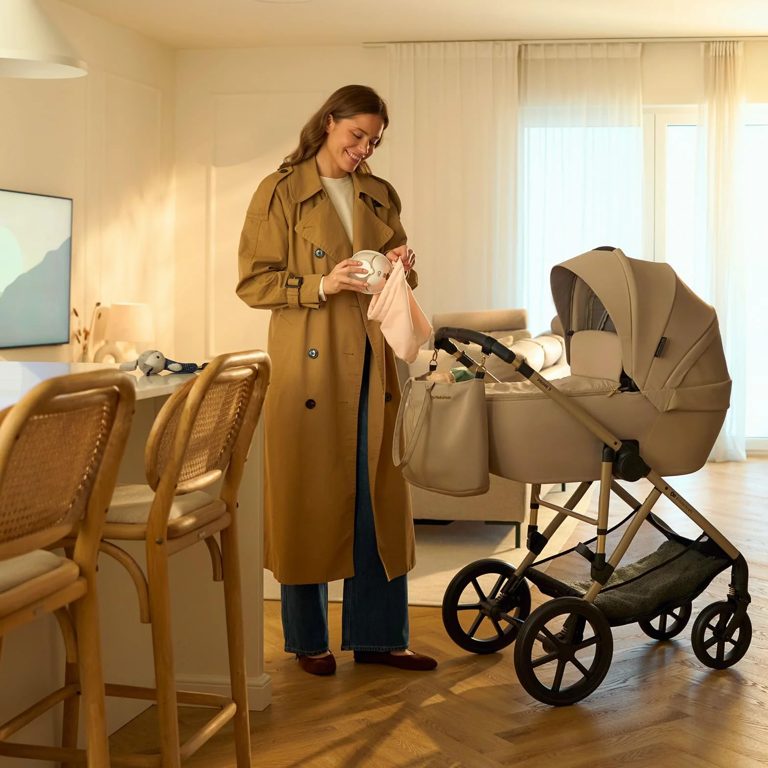 Kinderkraft MAMAFLOW elektryczny laktator pojedynczy, bezprzewodowy i przenośny, 4 tryby, 9 poziomów intensywności, funkcja pamięci, do 180 min pracy, ładowanie USB-C, łatwe czyszczenie, Różowy