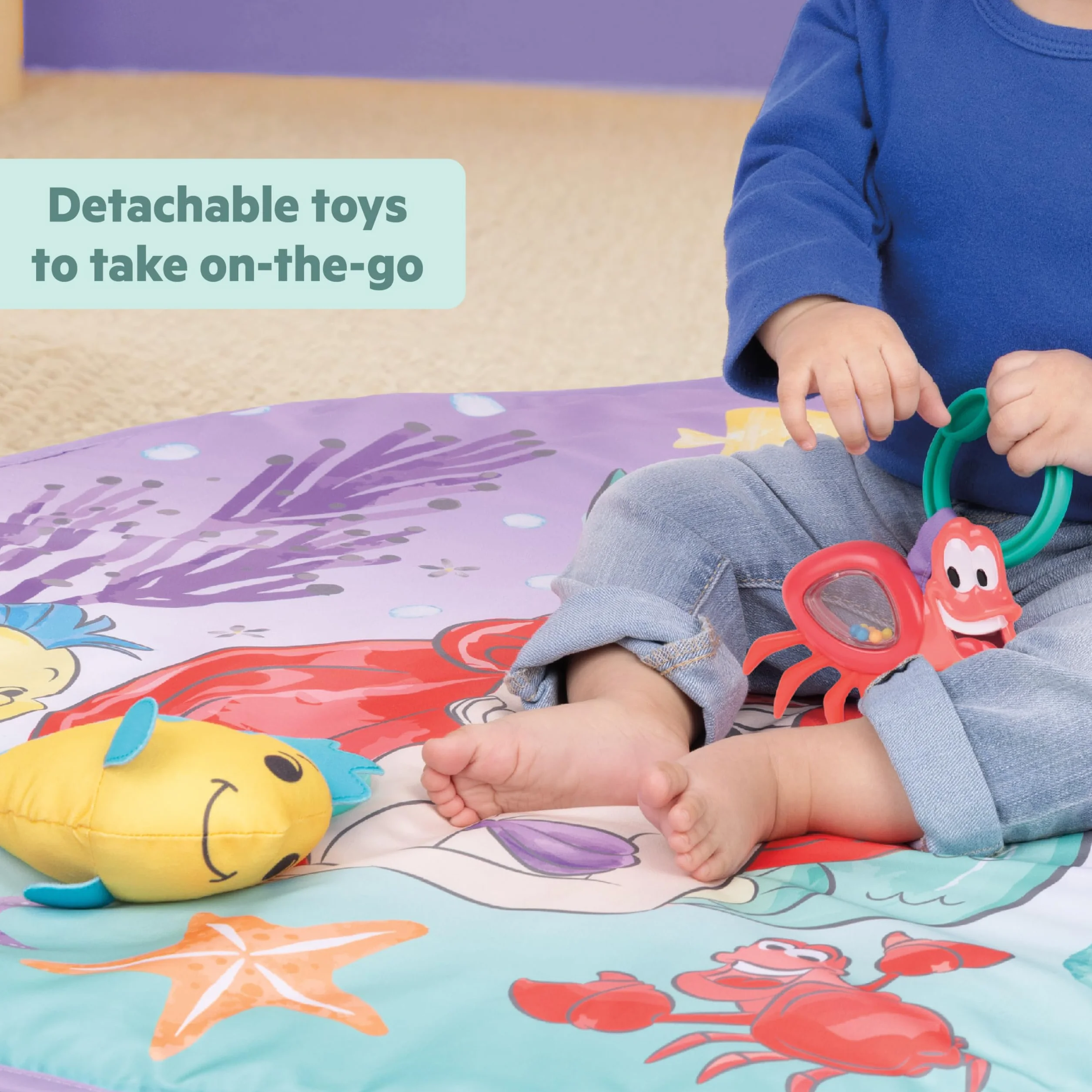 Bright Starts, Disney Baby, Mała Syrenka Twinkle Trove Light-Up Musical Baby Activity Gym, ponad 25 min melodii, 6 zabawek, wiek noworodek +, fioletowy