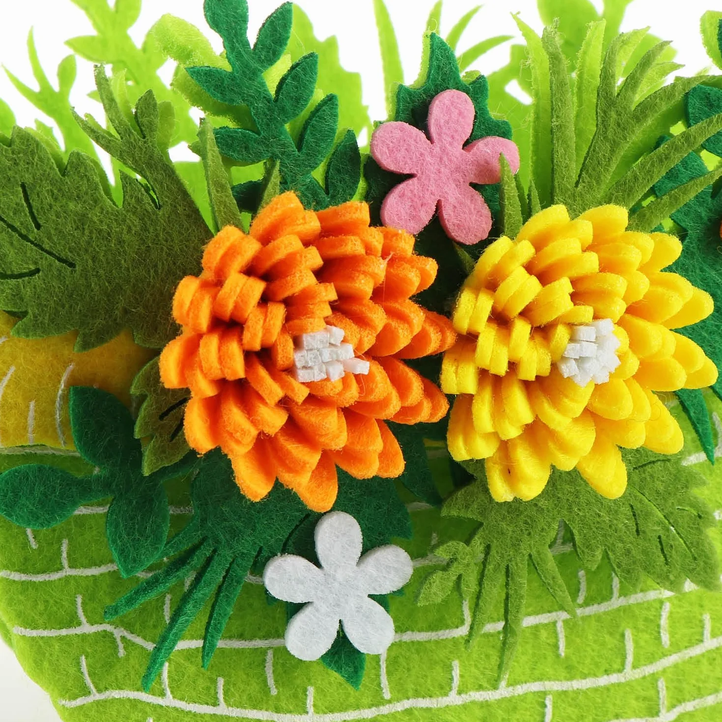 COM-FOUR® 3x Koszyczek wielkanocny z filcu - koszyczek do wypelnienia - filcowa torebka do rozdania - gniazdko wielkanocne w jasnych kolorach (3 kieszenie - 16x12cm)