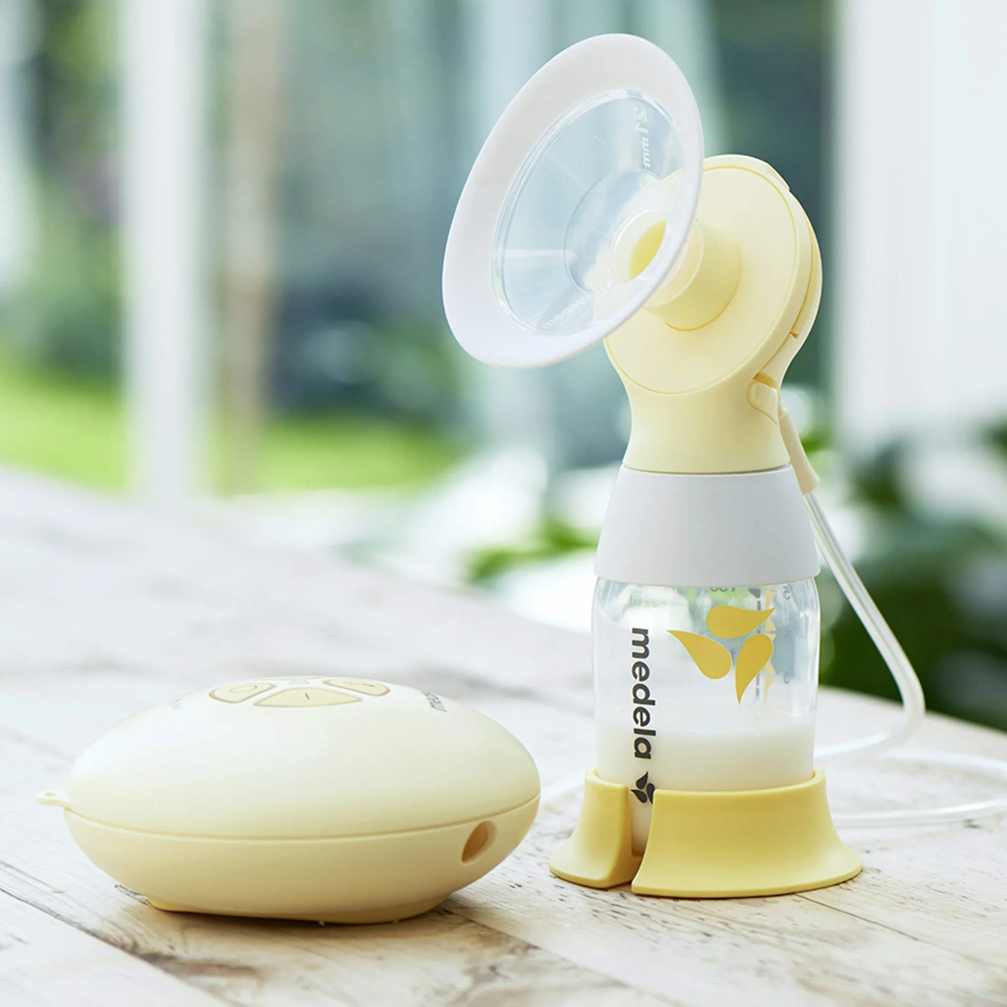 Medela Swing Flex Single laktator elektryczny z lejkami PersonalFit Flex i technologią 2-fazową