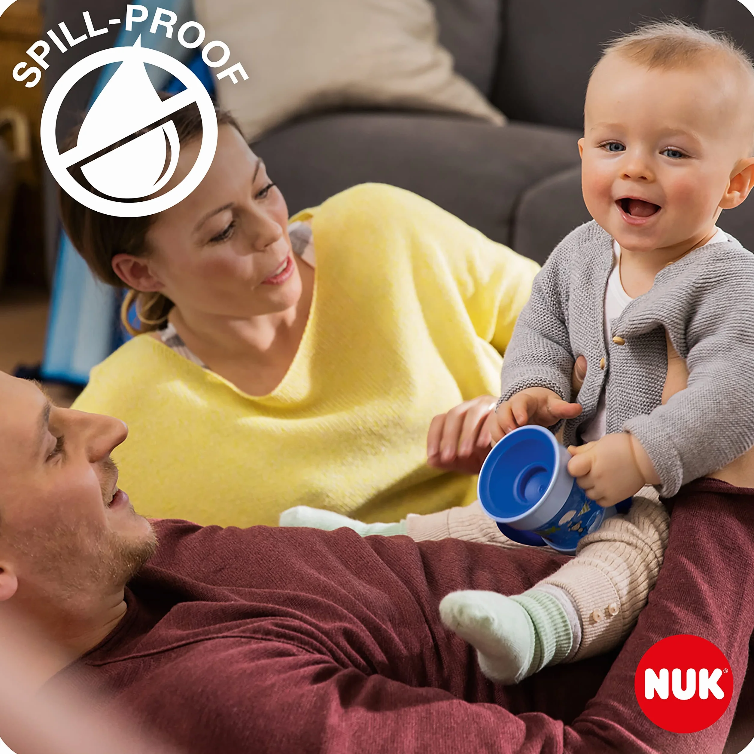 Kubek niekapek NUK Mini Magic Cup Night | Wiek: 6m+ | 160 ml | Krawędź zapobiegająca rozlaniom 360° Anti-Spill | Fosforyzujący kolor |Nie zawiera bisfenolu A, możliwość mycia w zmywarce | Niebieski