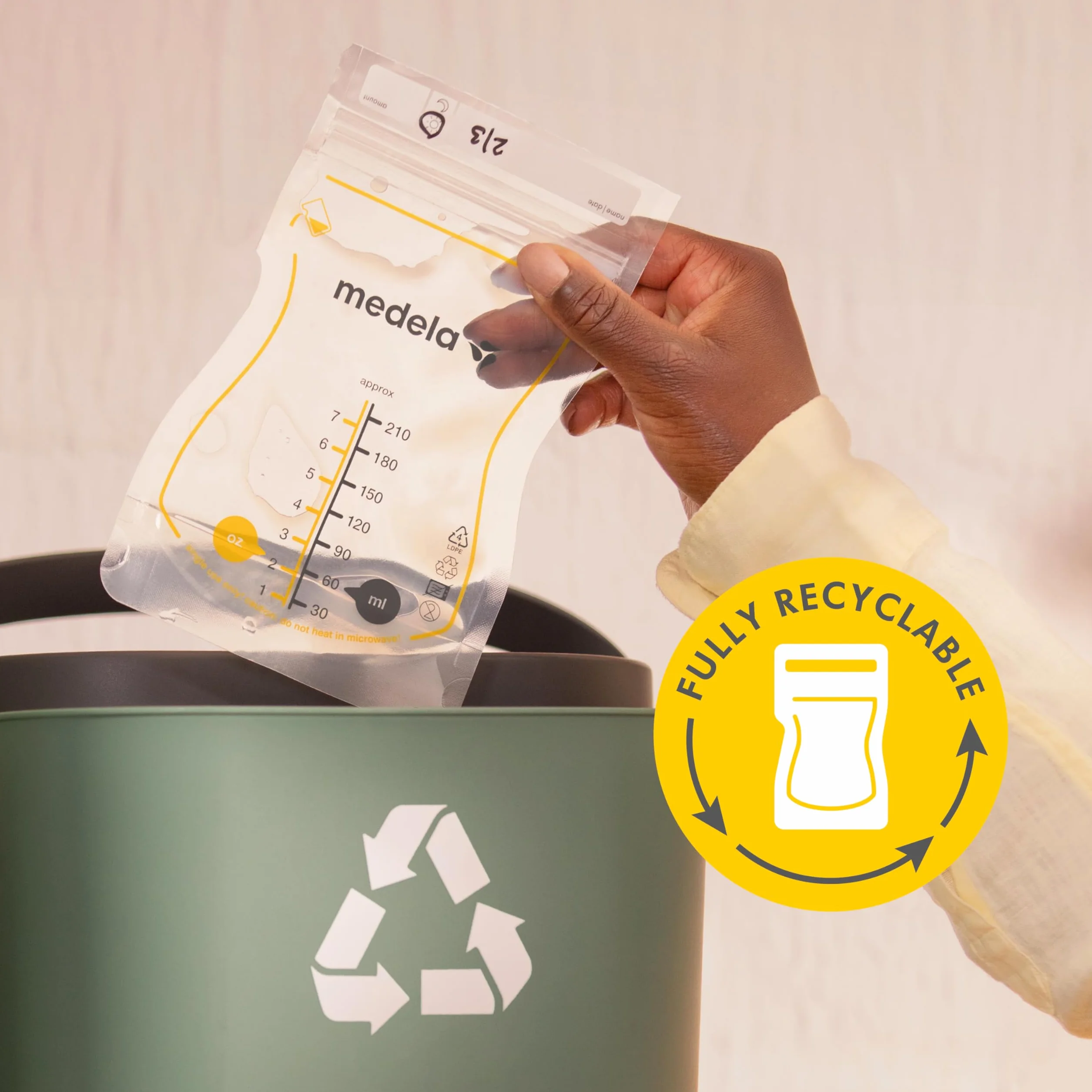 Medela Easy Pour Worki do przechowywania mleka matki, 100 szt., 210 ml, jednorazowe, szczelne, z ochroną mleka, niezbędne do karmienia piersią