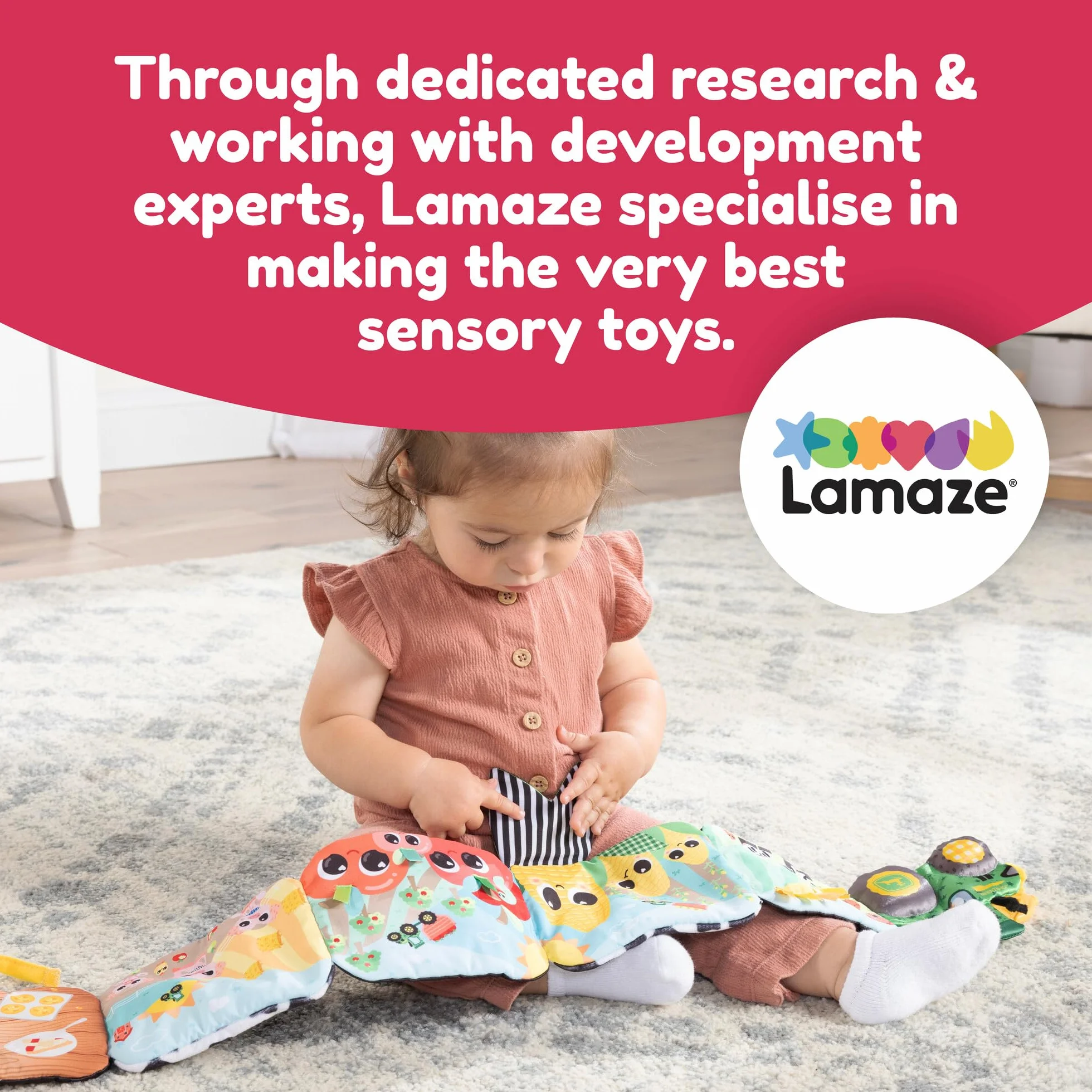 Lamaze John Deere Farm to Table Journey, miękka rozkładana książka dla niemowląt z kolorowymi i czarno-białymi panelami, marszczone dźwięki, piszczałka, wstążki, gryzak, zabawki sensoryczne dla