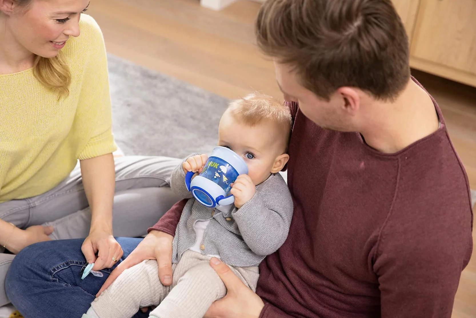 Kubek niekapek NUK Mini Magic Cup | Krawędź zapobiegająca rozlaniom 360° Anti-Spill | Od 6 miesiąca | Wygodne uchwyty | Nie zawiera BPA | 160 ml | Myszka (niebieska)