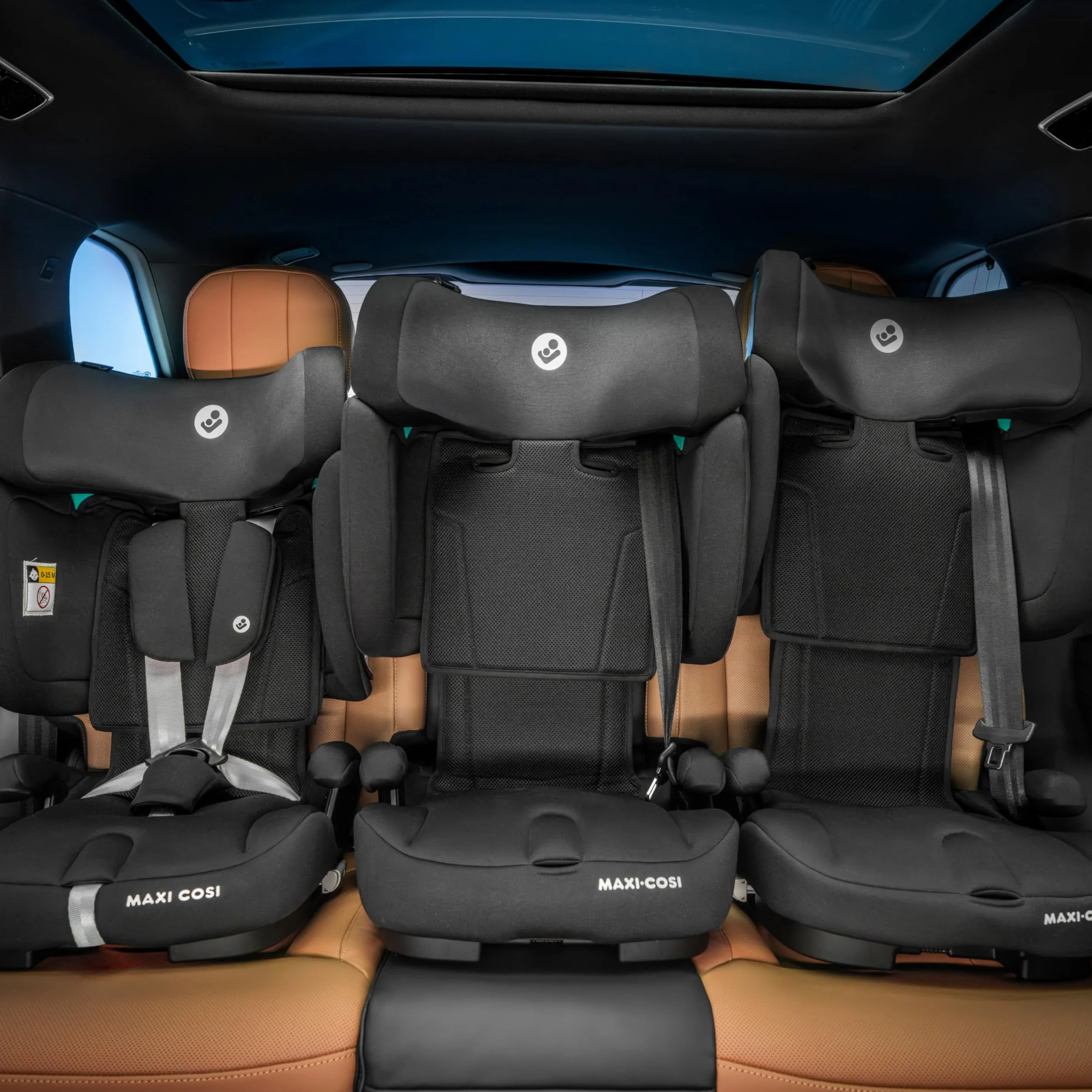 Maxi-Cosi Nomad XL Plus, Ewolucyjny Fotelik Samochodowy, 15 miesięcy - 12 lat, 76-150 cm, Składany, Podróżny Fotelik Samochodowy, System Ochrony Bocznej G-CELL, Torba Podróżna, Authentic Black