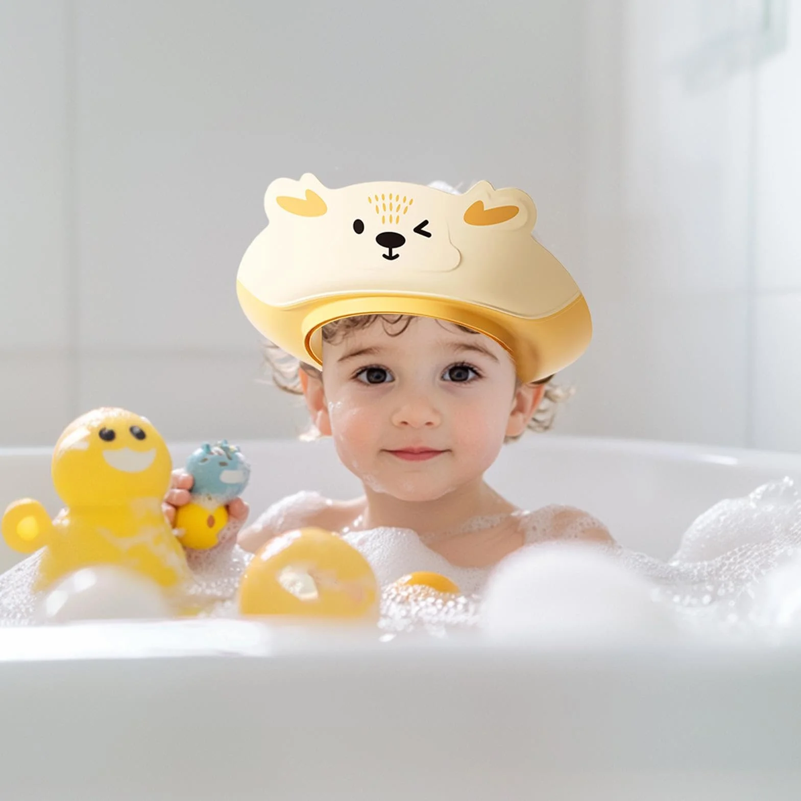 Baby Shower Shampoo Hat, Adjustable Bath Visor for Children 23x23x8.5cm, Ear Protection Shampooing Hat, Hair Washing Protection for Boys and Girls, Safe Bathing Supplies