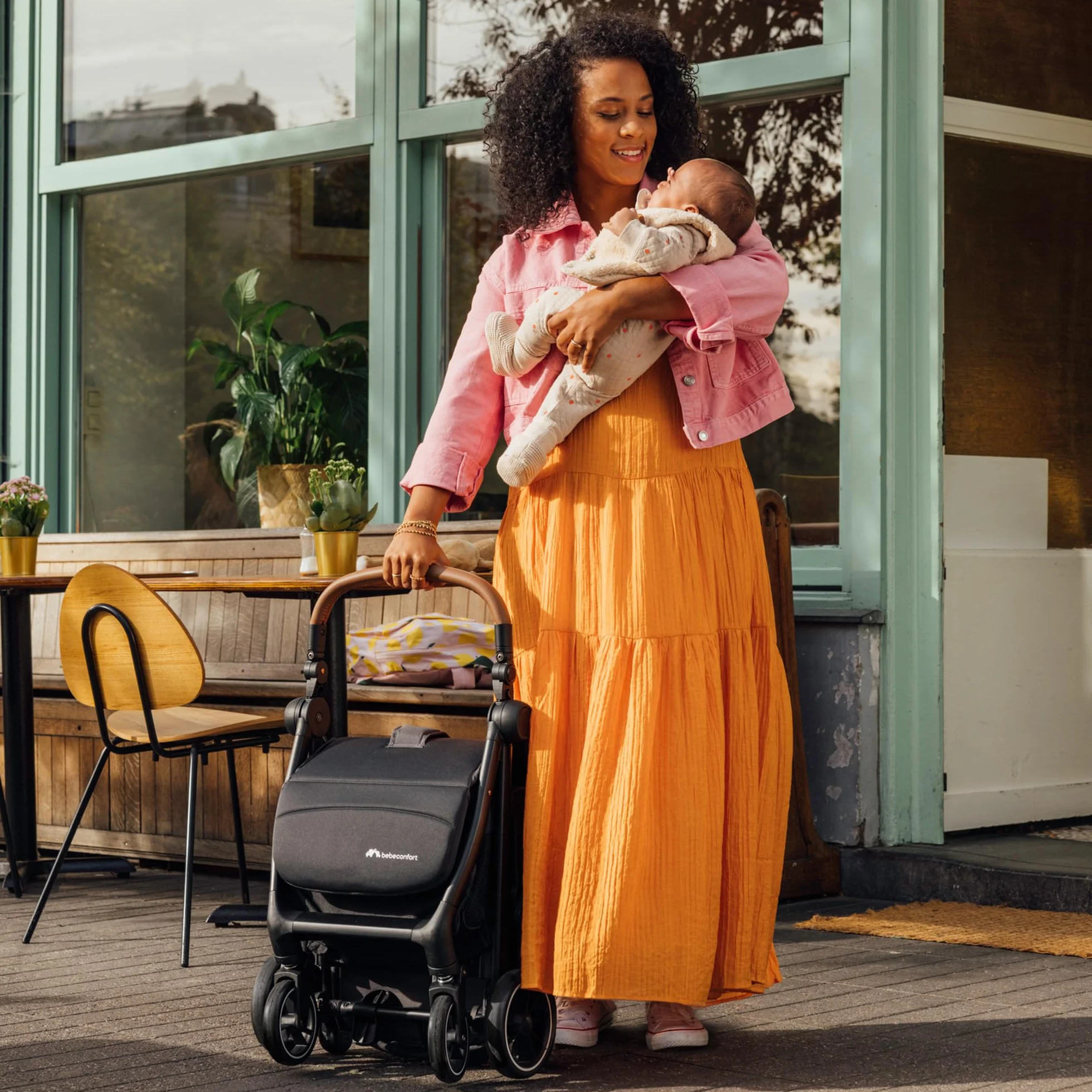 Bebeconfort Sunlite, wózek dziecięcy, 0 – 4 lata (do 22 kg), lekki wózek (7,2 kg), ułożenie na płasko, wózek kompaktowy, rozkładanie jedną ręką, obszerny kosz (5 kg), Tinted Grey