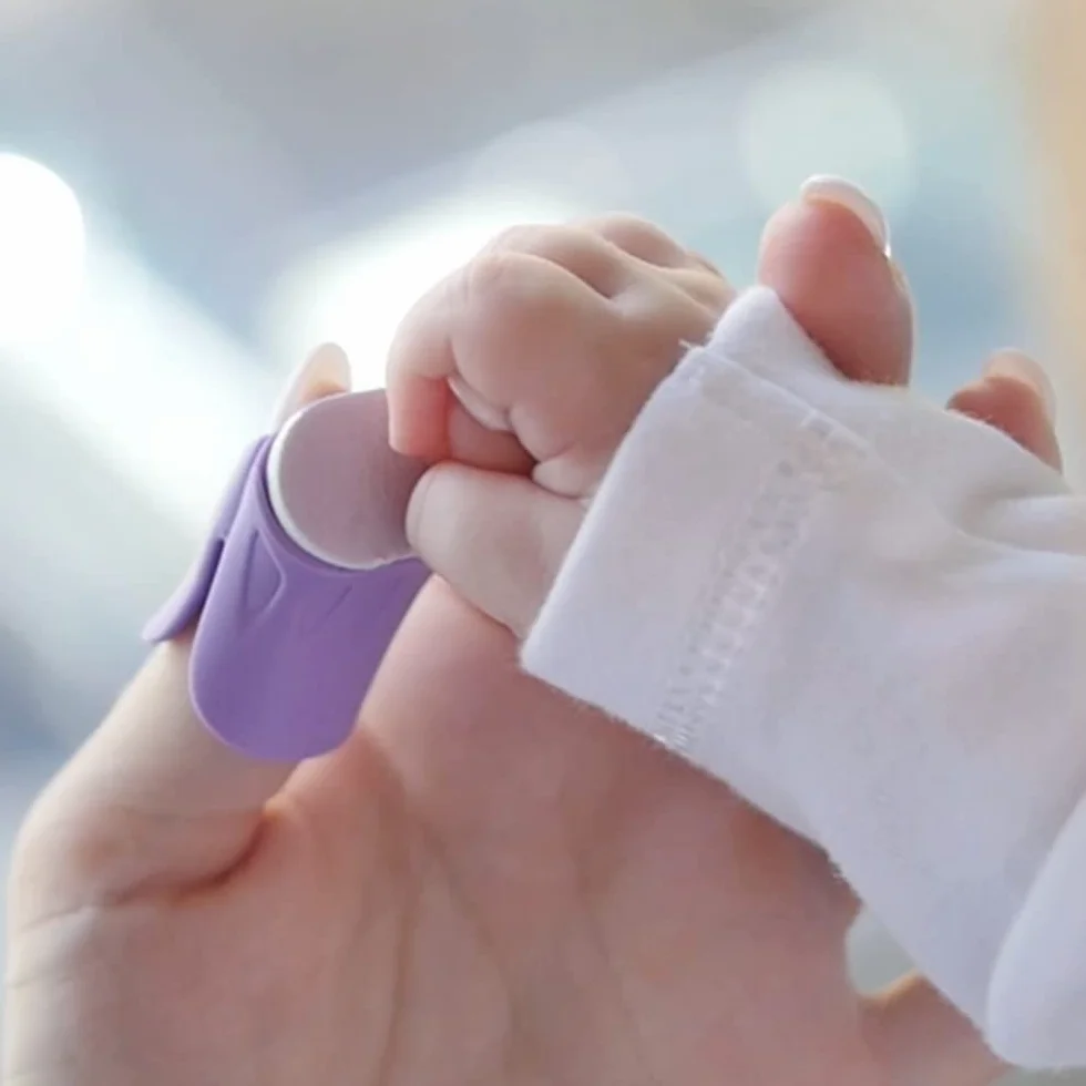 Baby Nails™ – Poręczny pilnik do paznokci dla niemowląt (od urodzenia)