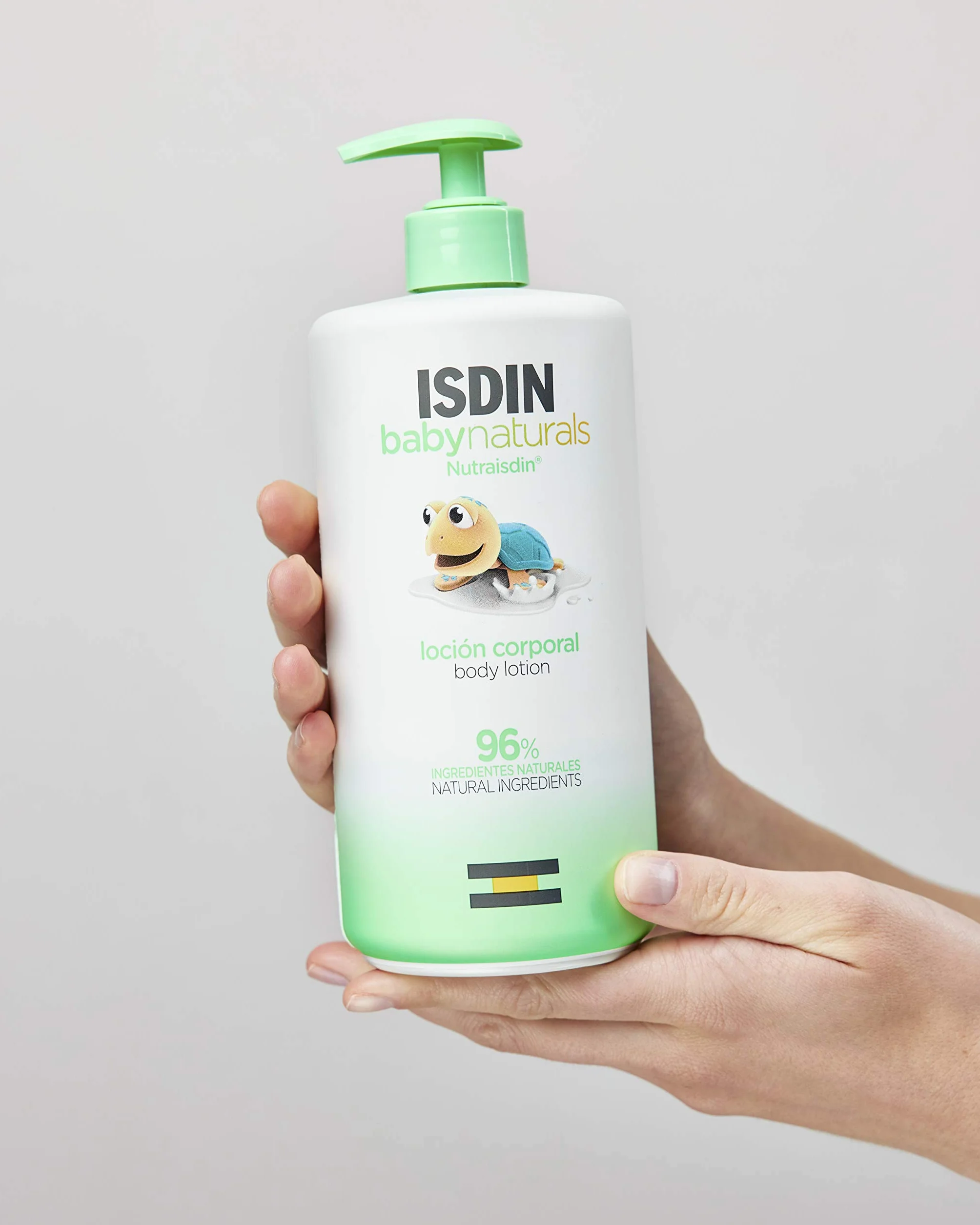 NutraISDIN Baby Naturals nawilżający balsam do ciała dla niemowląt 750 ml