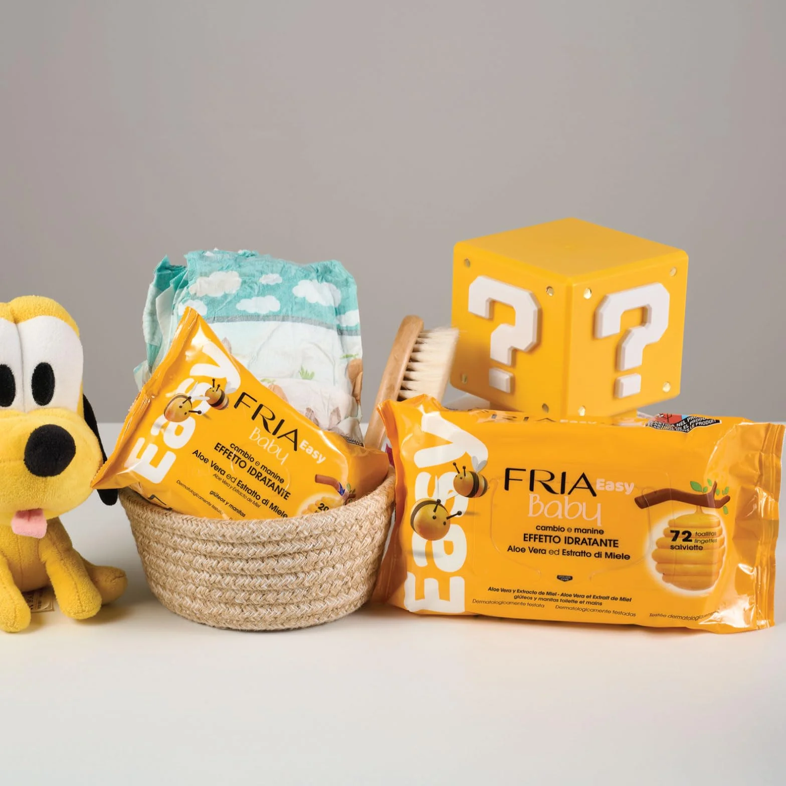 Fria Chusteczki do zmiany pieluch Easy Baby z aloesem i miodem, nawilżające, testowane dermatologicznie, 288 szt.