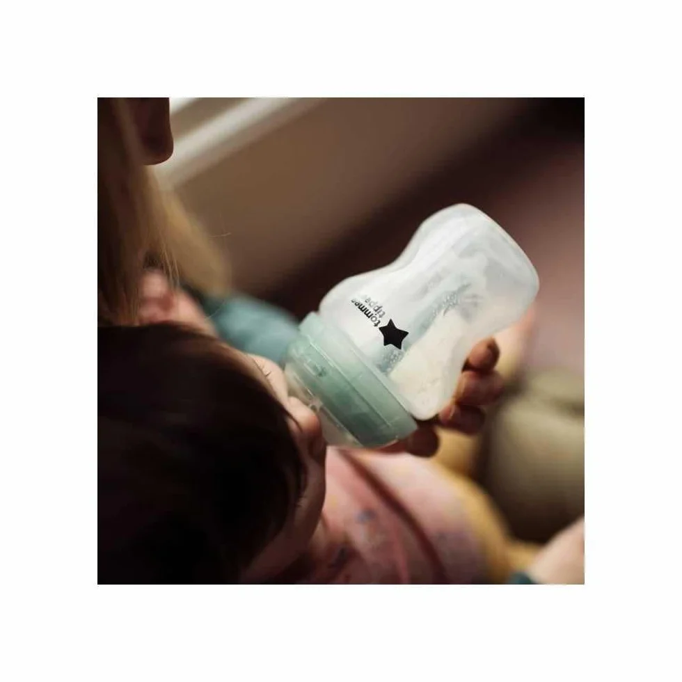 Tommee Tippee Antykolkowe butelki dla niemowląt, 260 ml, smoczek w kształcie piersi do naturalnego trzymania ust, antykolkowa rurka wentylacyjna. Zestaw 2 szt