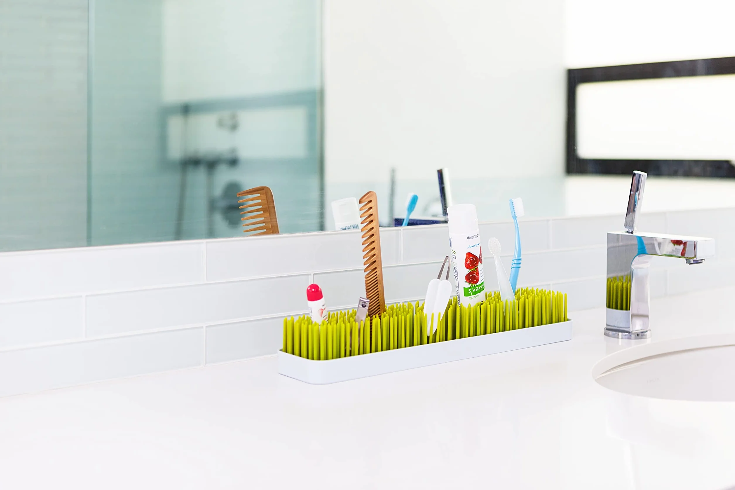 TOMY Boon PATCH Countertop Drying Rack For Baby Bottles And Accessories, Stylish Nursery Accessories, Baby Essentials for New Parents, BPA Green