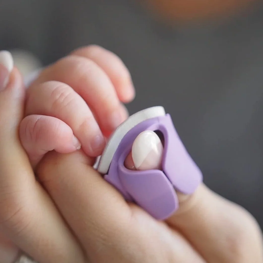 Baby Nails™ – Poręczny pilnik do paznokci dla niemowląt (od urodzenia)