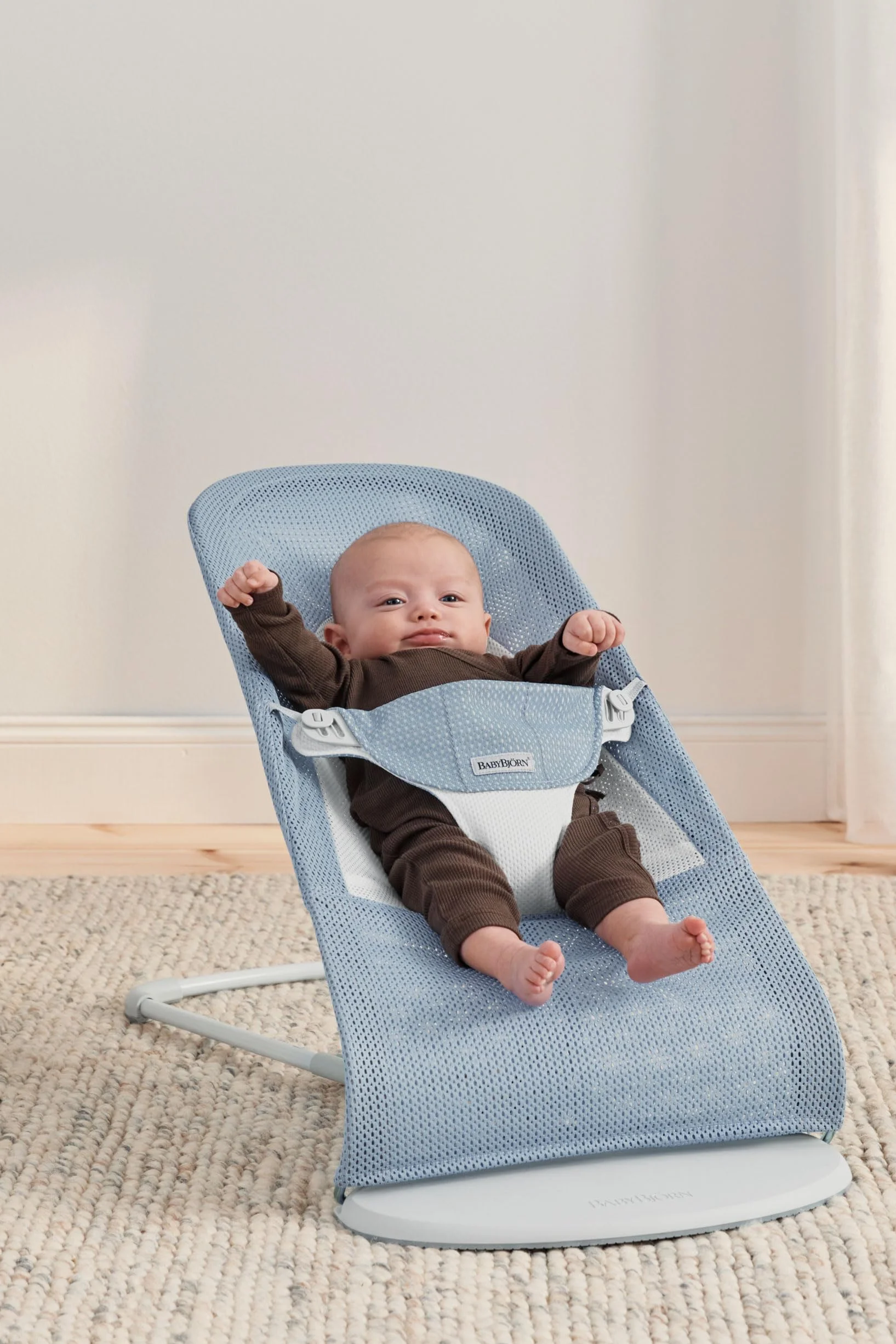 BabyBjörn 005143 Bouncer Balance miękki, jasnoszary ramka, siatka, błękitny/biały