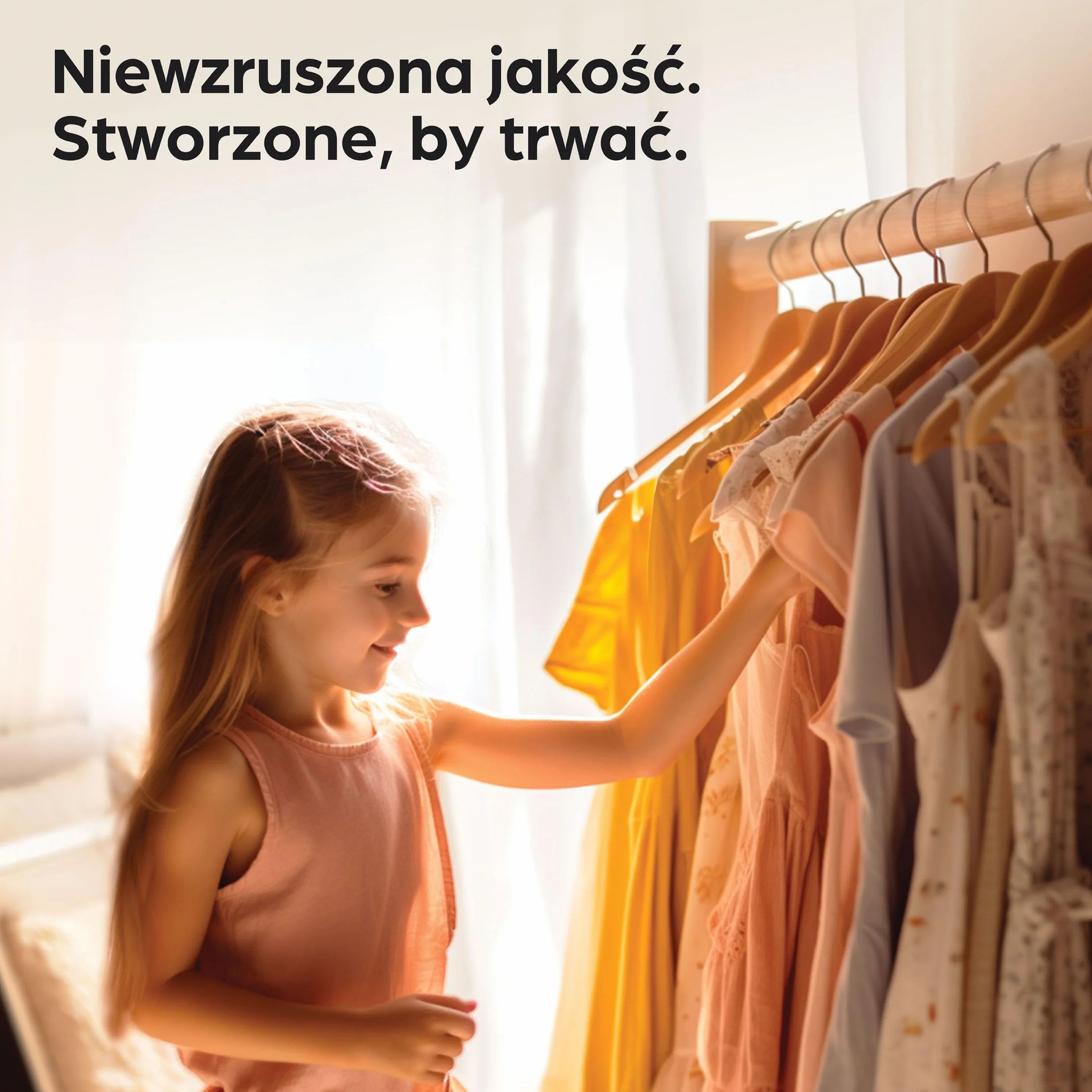 Drewnianych Wieszaków dla Dzieci - Zestaw 10 - Wytrzymałe Naturalne Drewno Bukowe - Doskonały Porządek dla Dziecięcej Odzieży