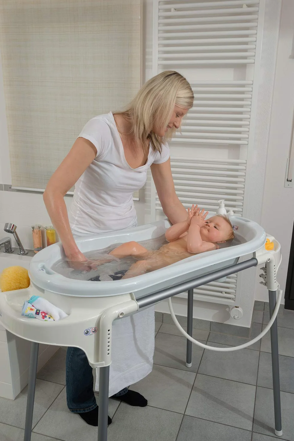 Rotho Babydesign TOP Xtra Duża wanienka z 2 matami antypoślizgowymi i korkiem spustowym, Stone Grey