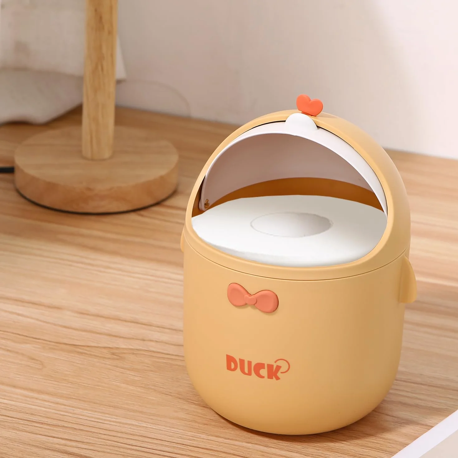Huifoo Mini stołowy kosz na śmieci z pokrywką, słodki kosz na śmieci z kreskówki, mały kosz na śmieci, dekoracja Kawaii, pudełko do przechowywania, do biura, pokoju dziecięcego, toaletki, salonu