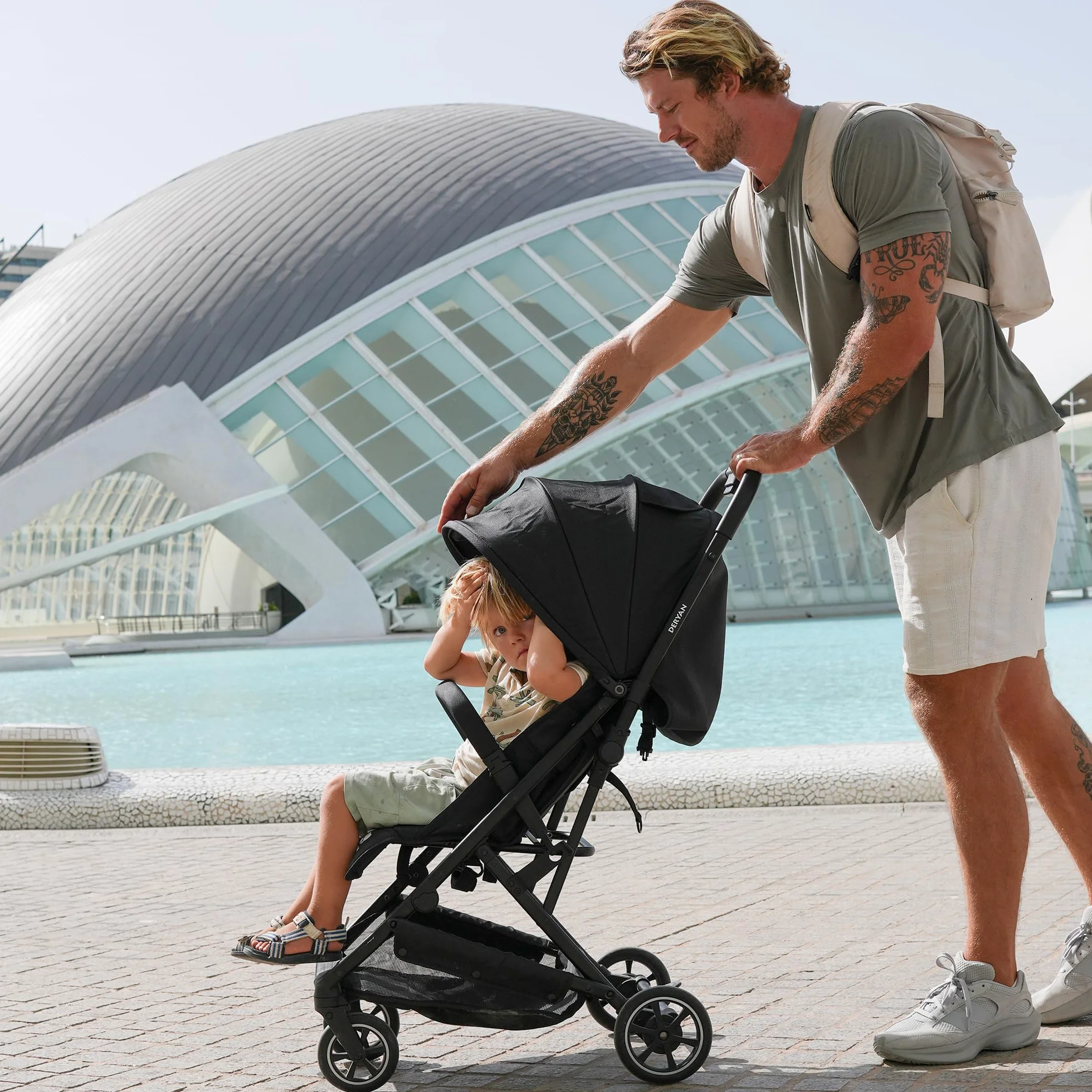 Deryan Easy Travel Buggy – dla dzieci od urodzenia do 22 kg z funkcją leżenia – ultralekki 7,5 kg – składany jedną ręką, UPF 50+, kosz do 3 kg (czarny)