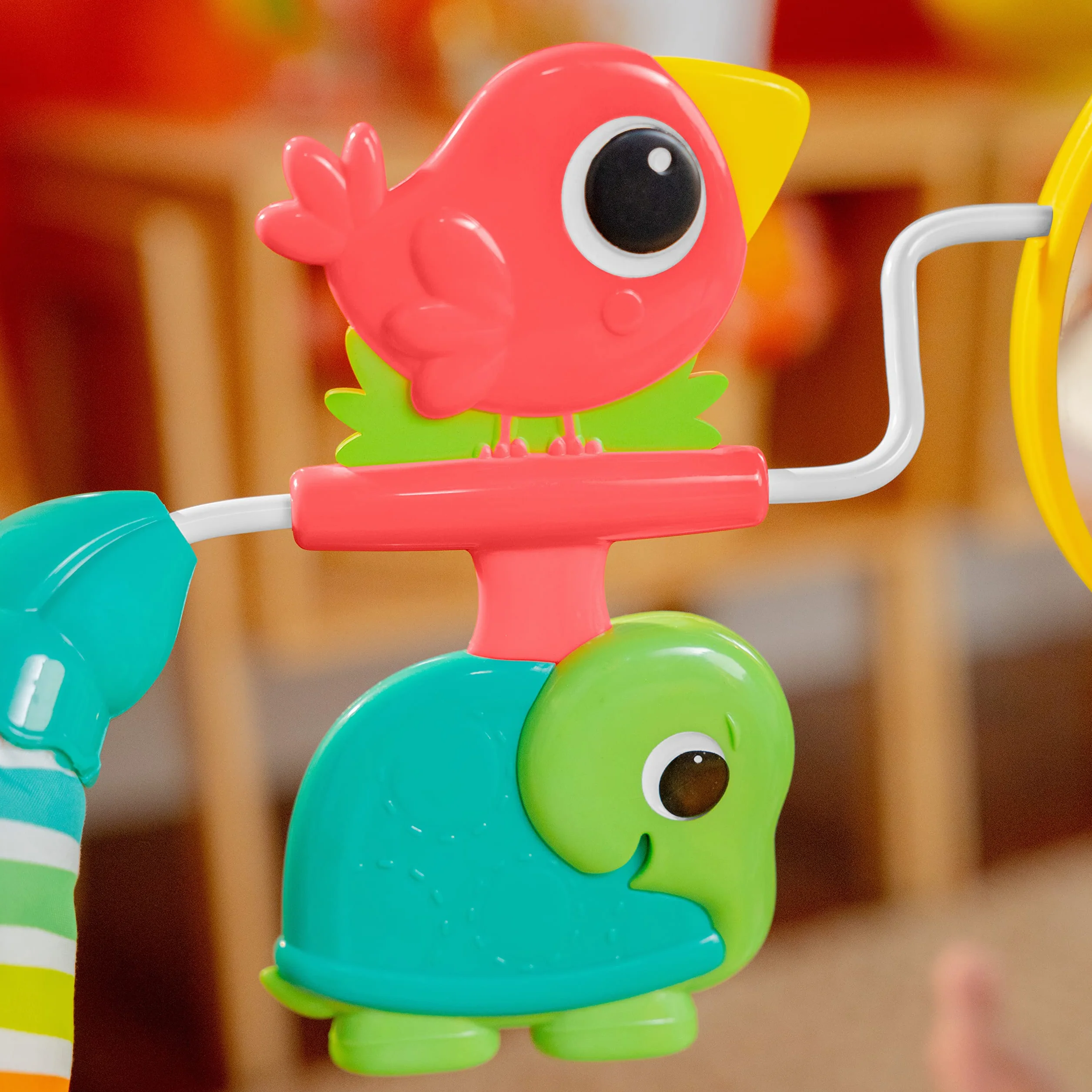 Bright Starts Playful Paradise leżak z kojącymi wibracjami i zabawkami 0-6 miesięcy