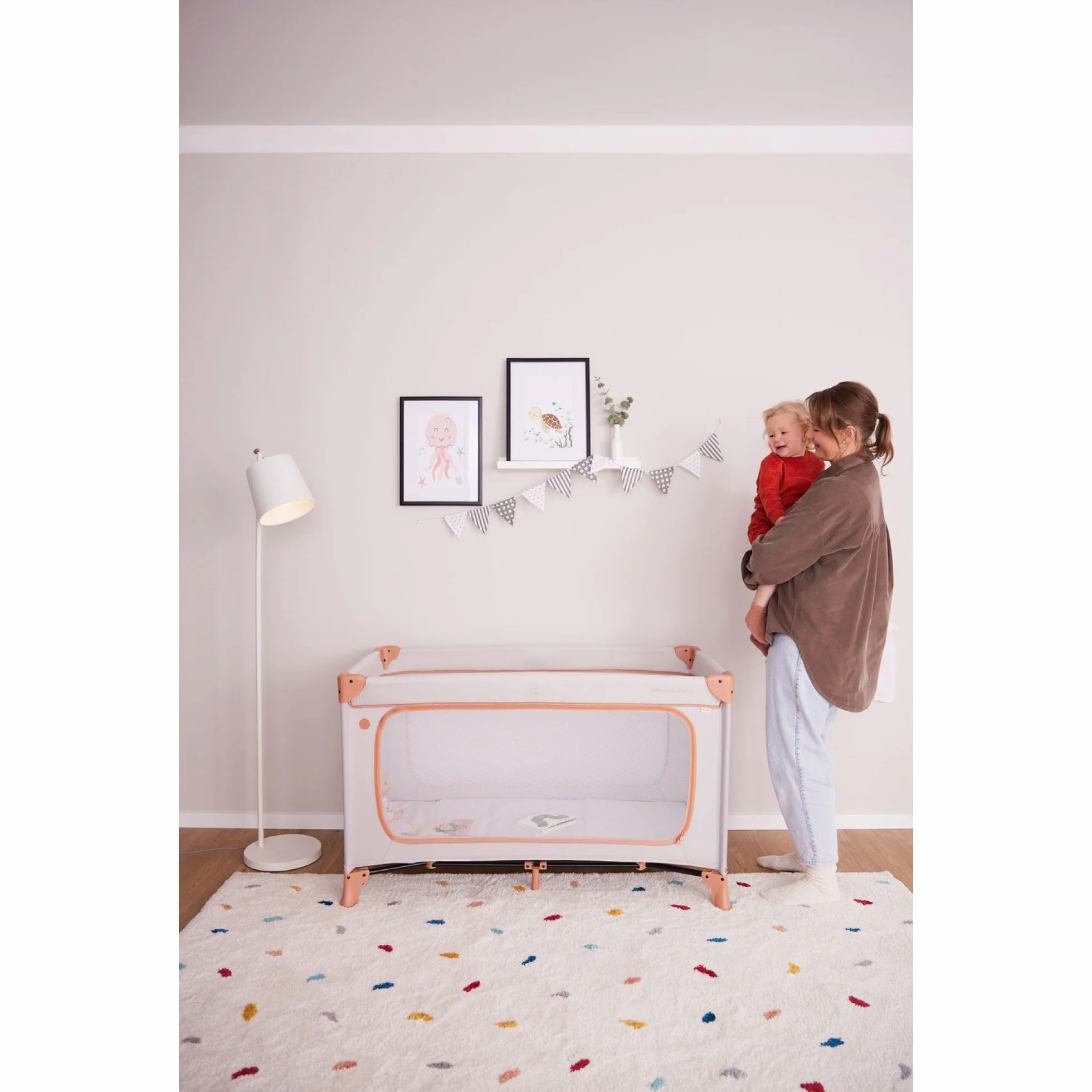 hauck Dream N Play Plus, Dusty Mint - dziecięce łóżko podróżne z torbą transportową – duży zamek do zabawy – małe składane – dziecięce łóżeczko podróżne dla małych dzieci od urodzenia do 15 kg