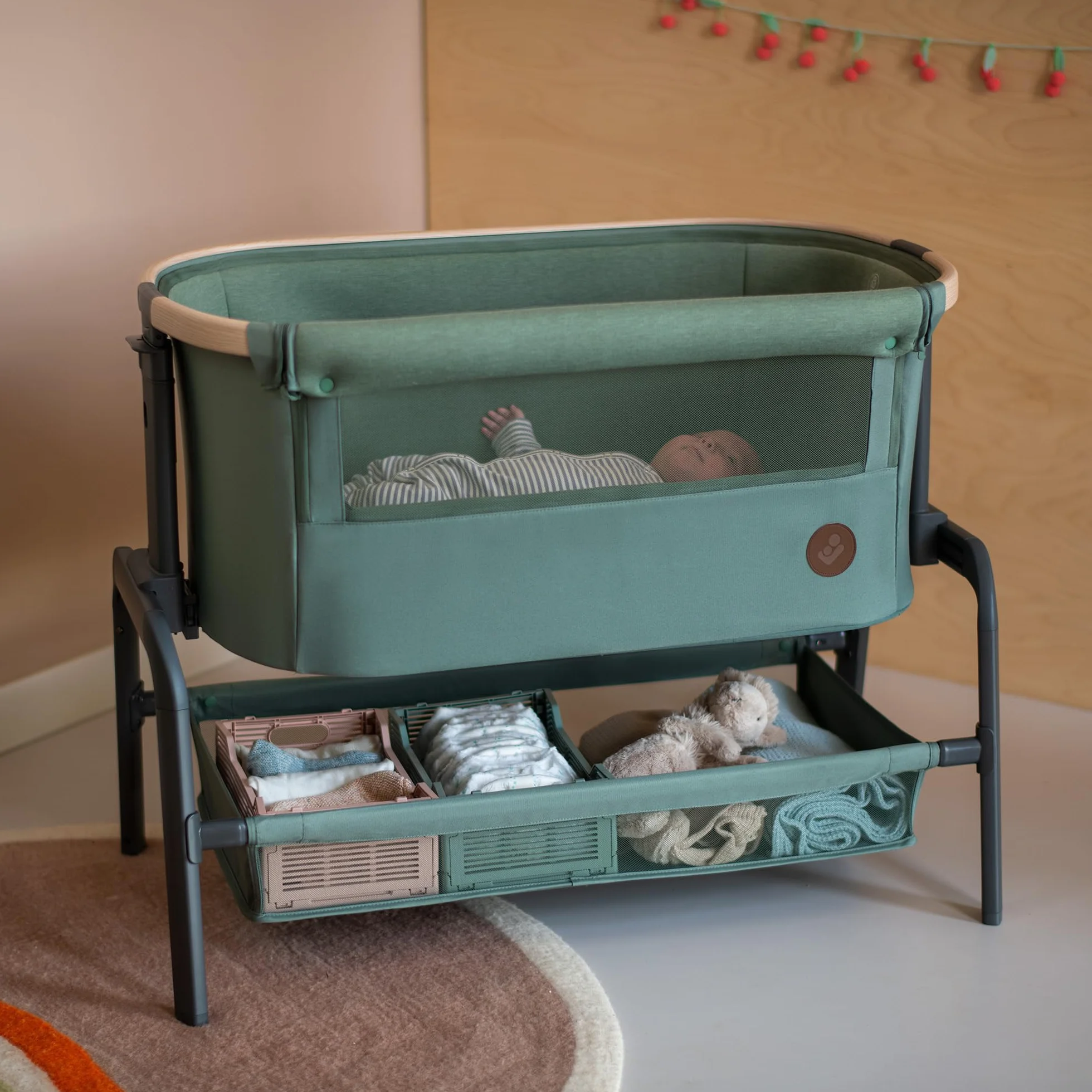 Maxi-Cosi Iora Łóżeczko Przystawka Co-sleeper 0-6 mies. 9 kg 4 Pozycje Odchylenia 5 Wysokości