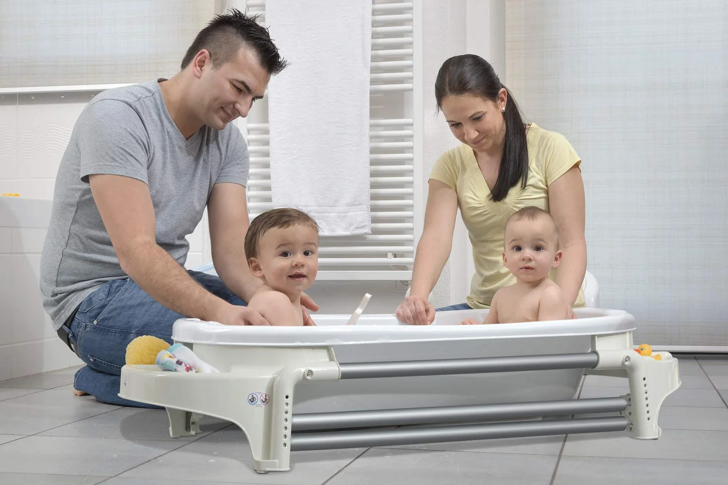 Rotho Babydesign TOP Xtra Duża wanienka z 2 matami antypoślizgowymi i korkiem spustowym, Stone Grey