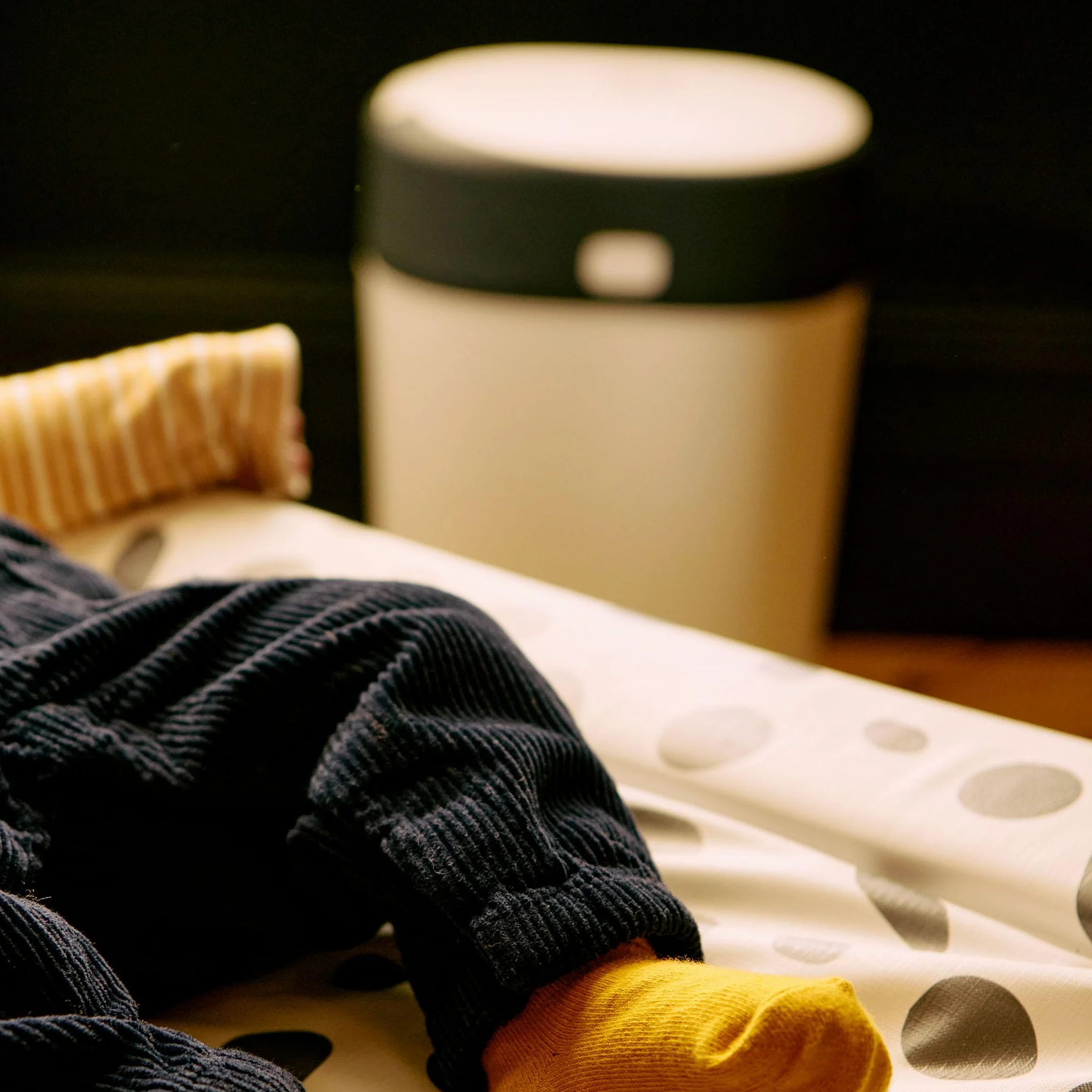 Tommee Tippee Twist and Click Advanced Nappy Bin oryginalne kasety uzupełniające, ekskluzywne opakowanie 16 sztuk, łatwe napełnianie i świetna wartość (opakowanie może się różnić)