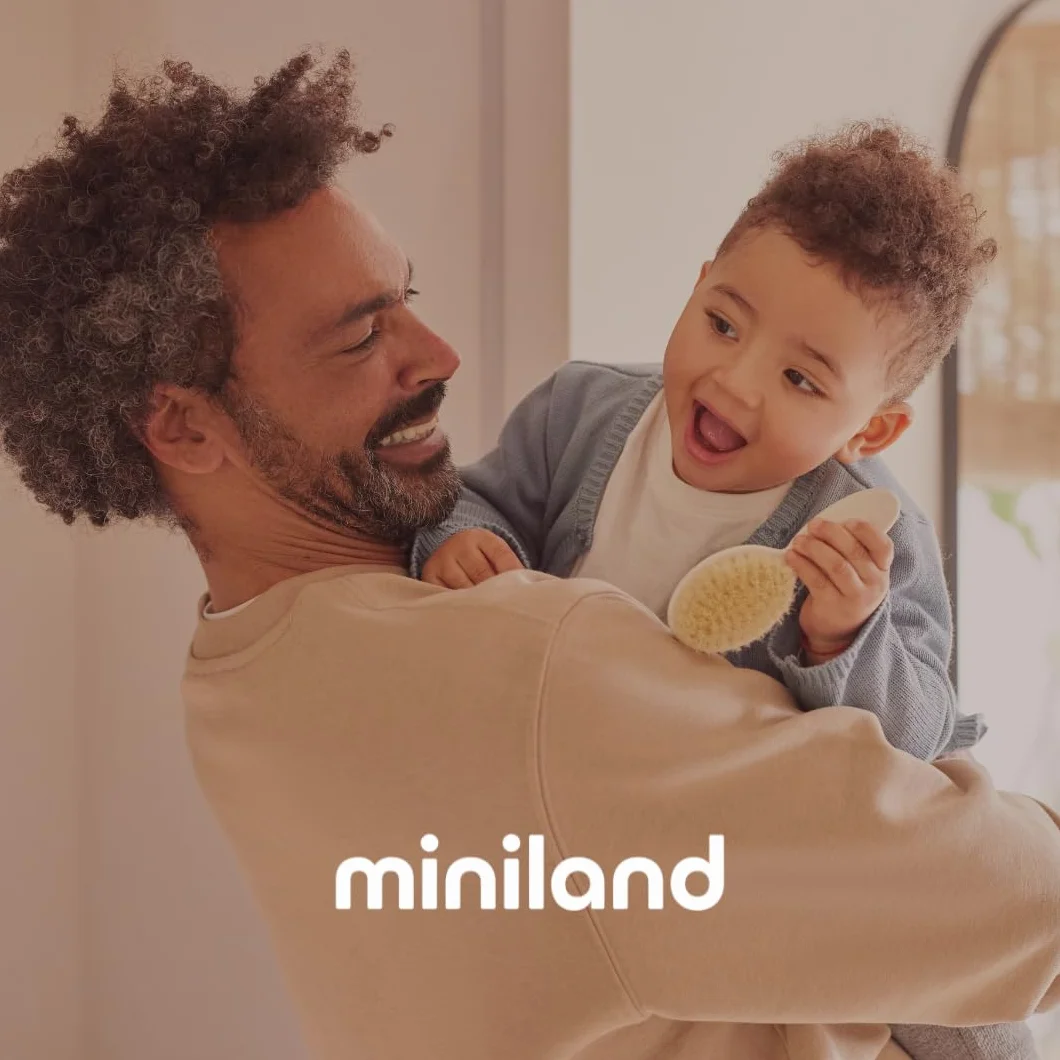 Miniland Uchwyt na dokumentację i książeczkę zdrowia dziecka Mediterranean