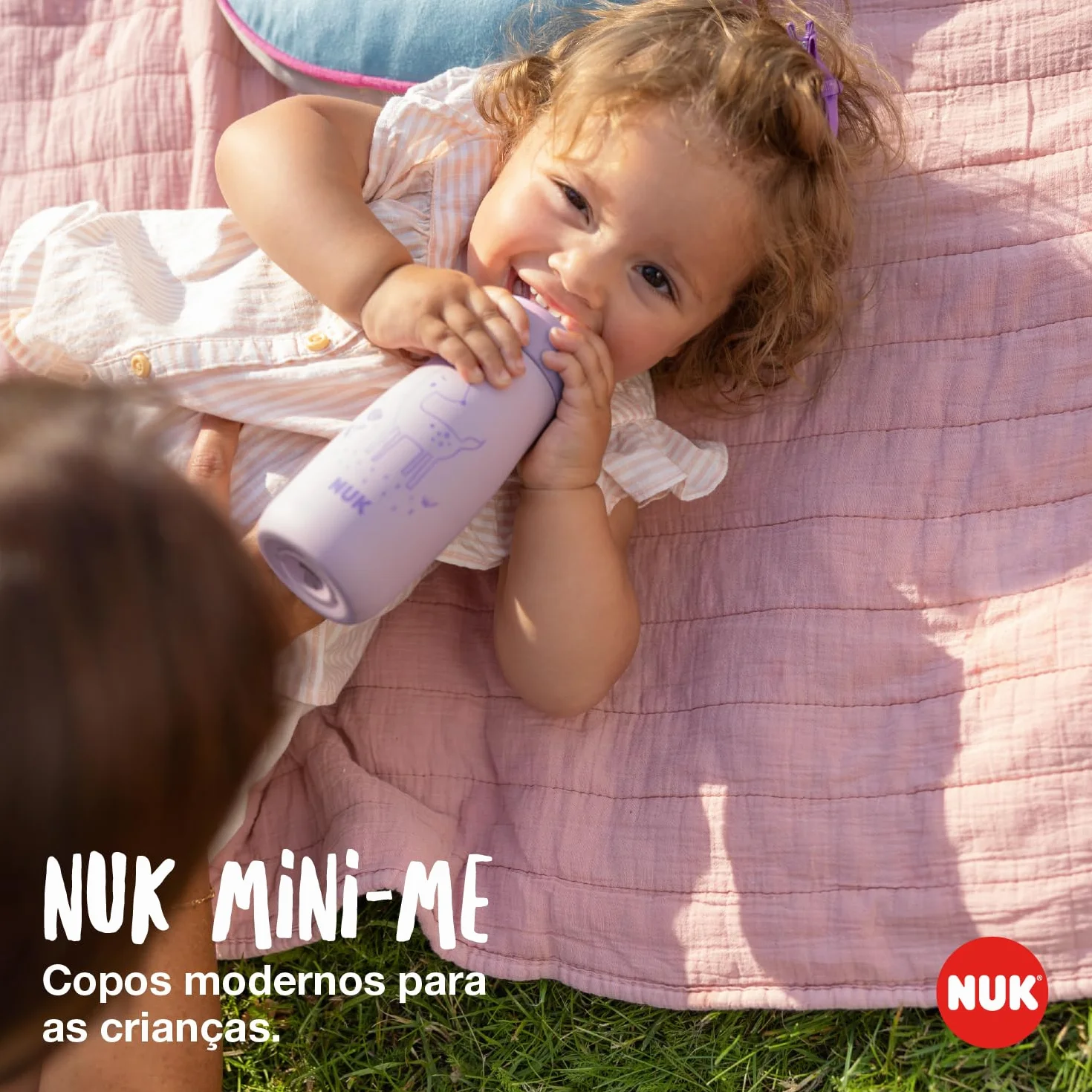 NUK Mini-Me Sip Kubek dla niemowląt, 9 miesięcy, 300 ml, butelka na wodę dla niemowląt, umiarkowany wylewka, odporny na wyciek, nietłukący, Mint Bee