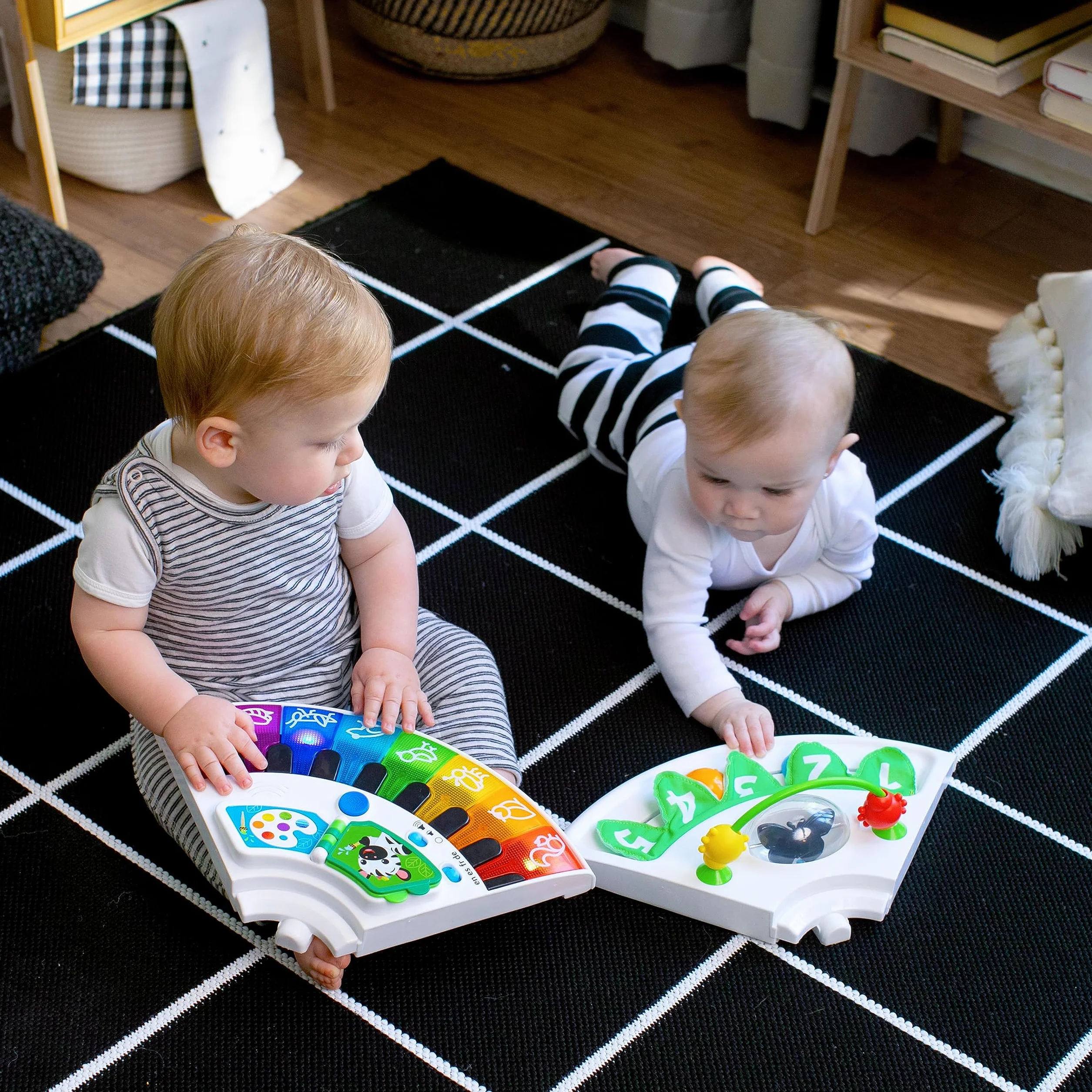 Baby Einstein 11311 Interaktywny Chodzik dla Dzieci ze Stołem, Wielokolorowy, Do 12 kg
