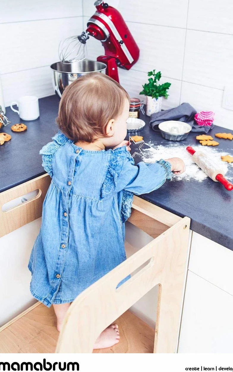 Mamabrum Pomocnik Kuchenny, Wysokie Krzesło dla Małych Dzieci, Taboret z Barierkami, Schodki dla Dzieci, Dwustopniowa Drabinka dla Dziecka, Obciążenie do 100 kg, Drewno