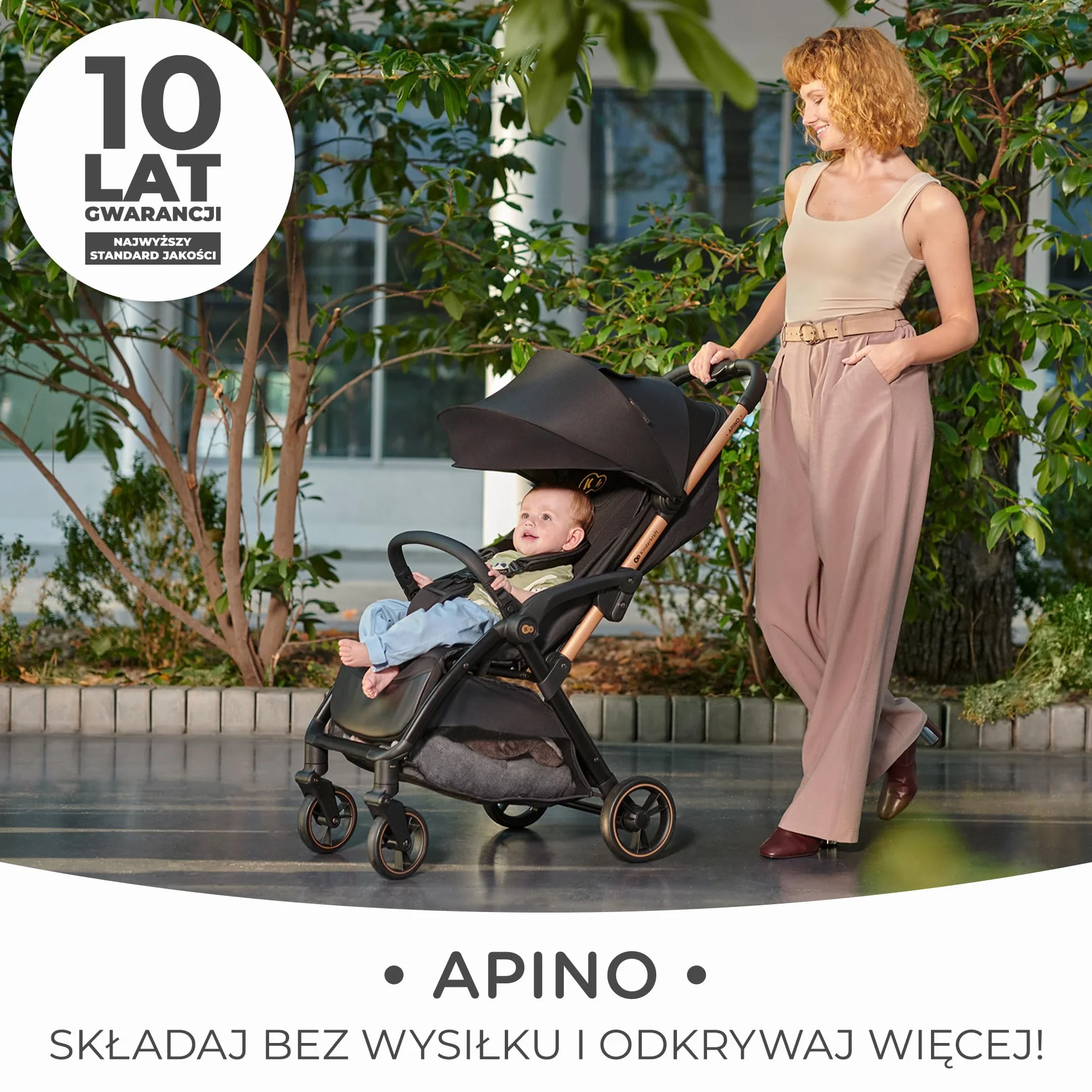 Kinderkraft APINO Lekka Spacerówka, Wózek dziecięcy, Idealny na podróż, AUTO FOLDING, Składany, Kompaktowy, Lekki, Tylko 7,5kg, Wodoodporna budka, Regulacja oparcia, obciążenie do 24kg, Czarny