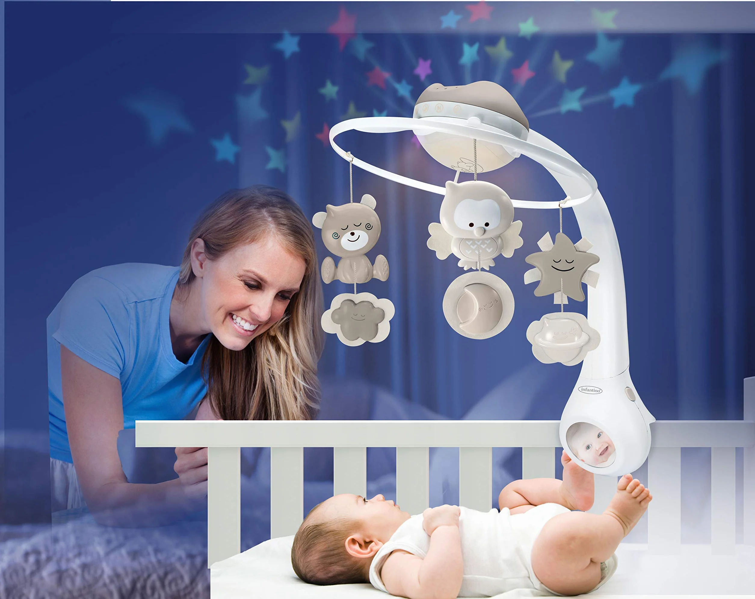 Infantino - Karuzela Muzyczna z Projektorem 3 w 1 - Zabawka Ruchoma do Łóżeczka - Lampka Nocna i Projektor - Tryb Budzenia - 6 Melodii, 4 Dźwięki Natury - Szara
